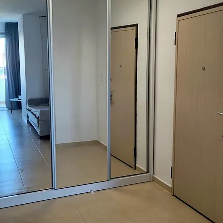 Apartment Wave Golem (Tirana)